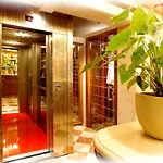 Fontana Hotel