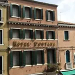 Hotel Fontana Venise