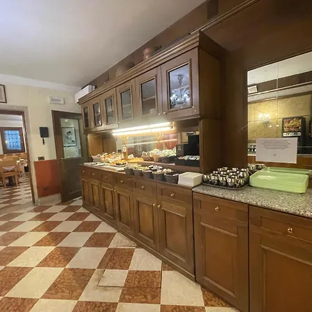 酒店 丰塔纳酒店