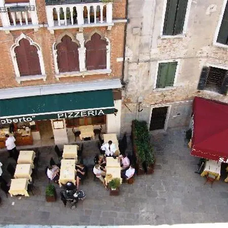 Otel Fontana