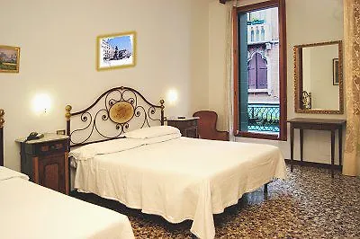 Fontana Otel